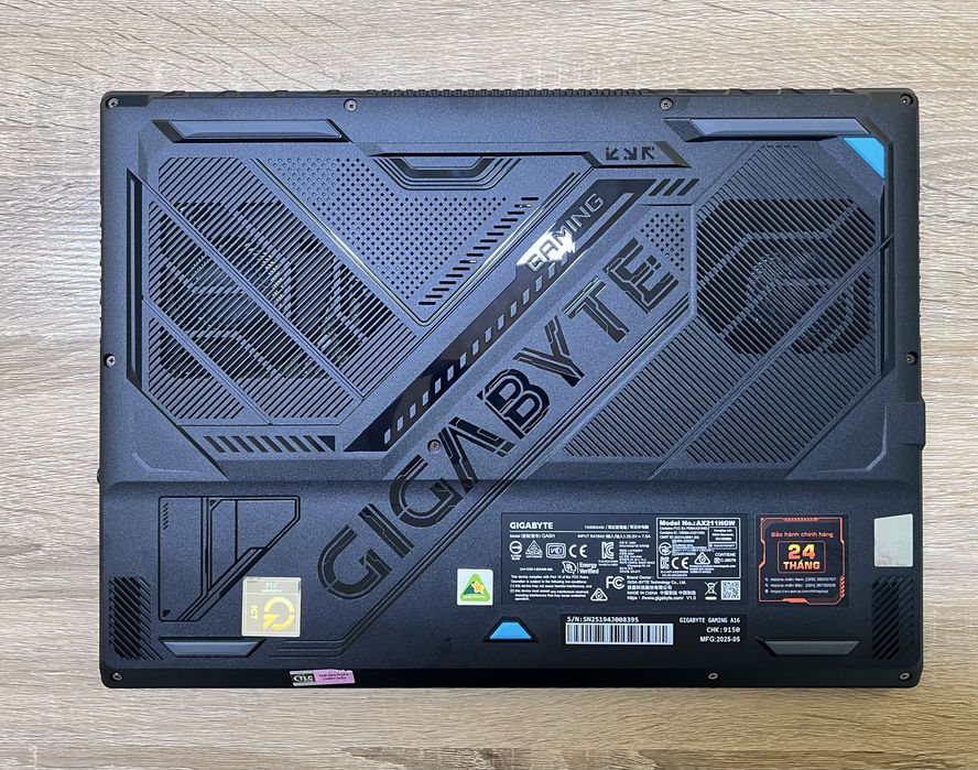 Gigabyte A16 | i7-13620H | RTX 4050 6GB | 16GB DDR5 | SSD 1TB | Como Novo