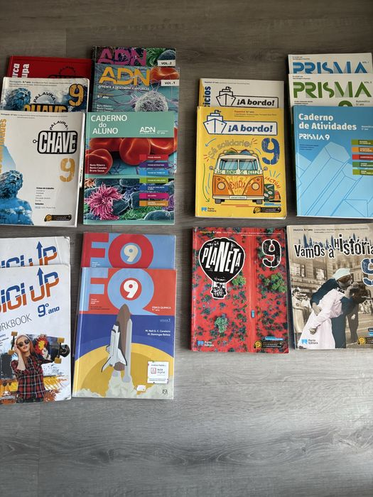 Livros escolares de 9 ano