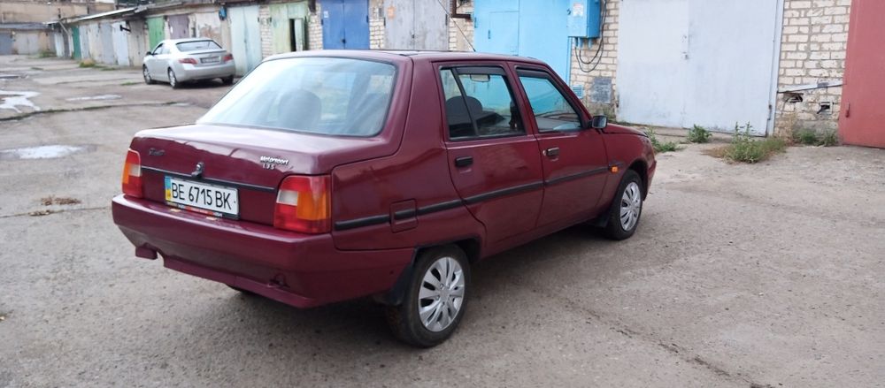 Продам Славута с документами