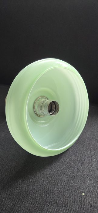Mietowa lampa lata 60-70