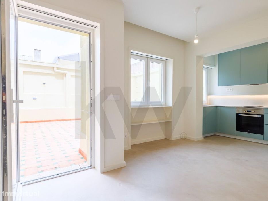 Excelente Apartamento Contemporâneo T1 com 55m2 e Pátio Privativo – Ca