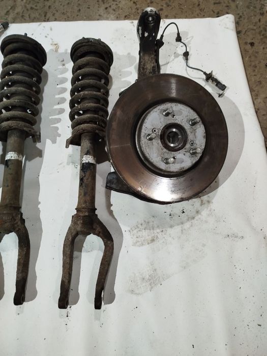 Цапфа ступиця повор.кулак Honda Acura Legeng кb1 Хонда Акура Легенда