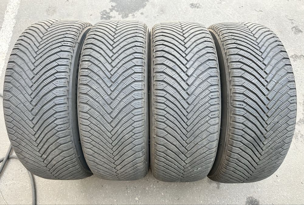Шини 235 55 18 104H XL Michelin Alpin 7 комплект