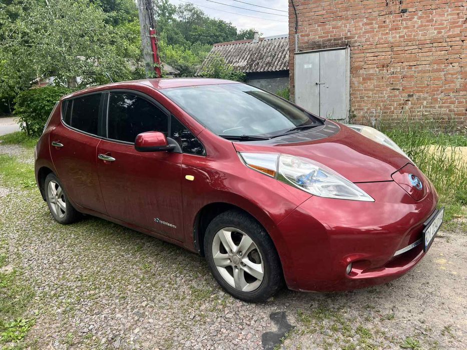 Nissan leaf 2014 р