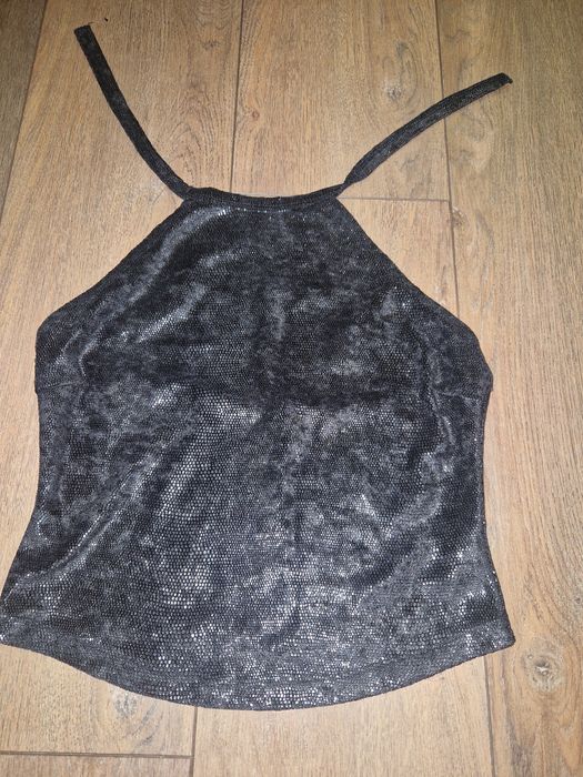 Crop top preto tipo pele cobra S