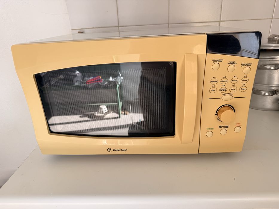 Microondas com grill grande