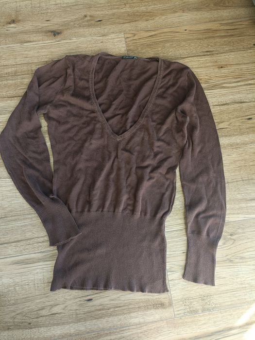 Brązowy sweter r.38