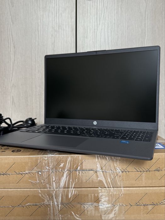 Ноутбук HP 250 G10 15.6"/ Core i3-1315U/ 16GB/ 512GB SSD/ Intel UHD Graphics/ Windows 11
