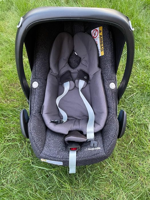 Cosi baza 2WAYFIX + fotelik Pebble Plus 0-13kg