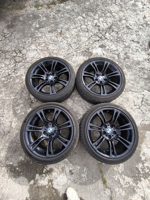 Jantes 18 bmw style 350M como novas com 4 pneus como novos 225/40
