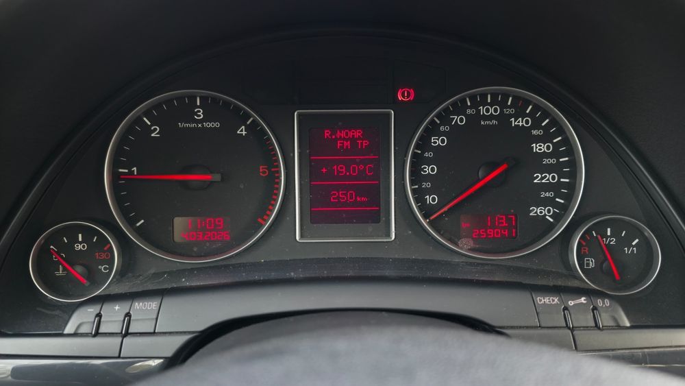Audi A4 1.9TDI 130CV S-line