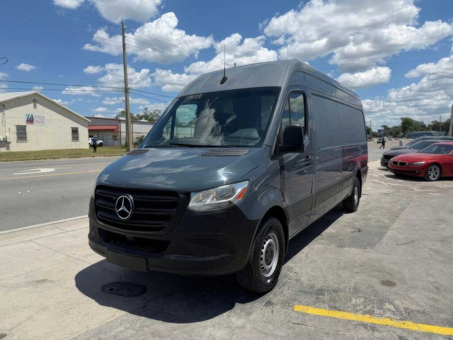 Mercedes-Benz Sprinter      2019