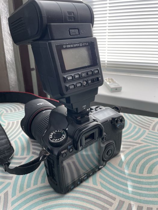 Продам canon EOS40D