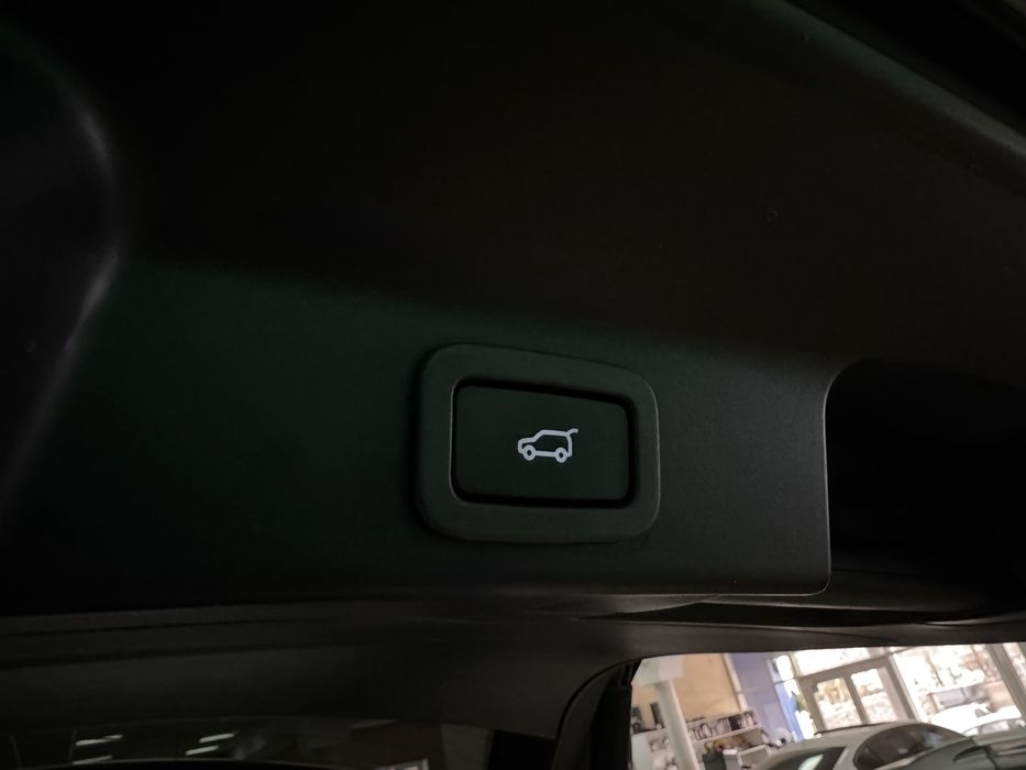 Jaguar F-Pace S AWD 3.0i V6 24V 8АКПП 2018 р.в. (345 к.с.)