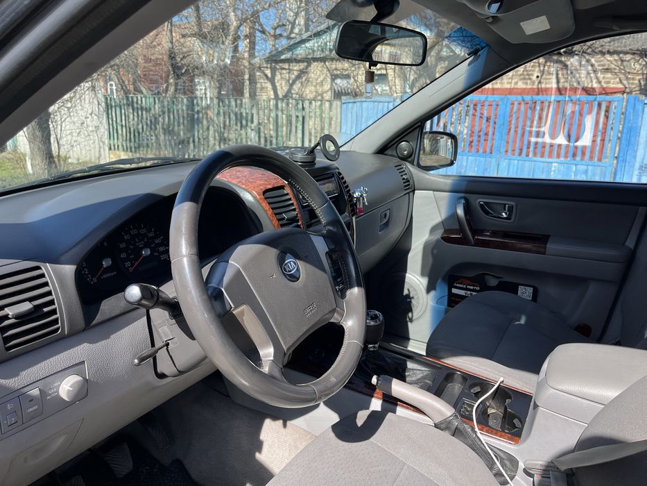 Продам Kia Sorento 2004 2.4 бензин
