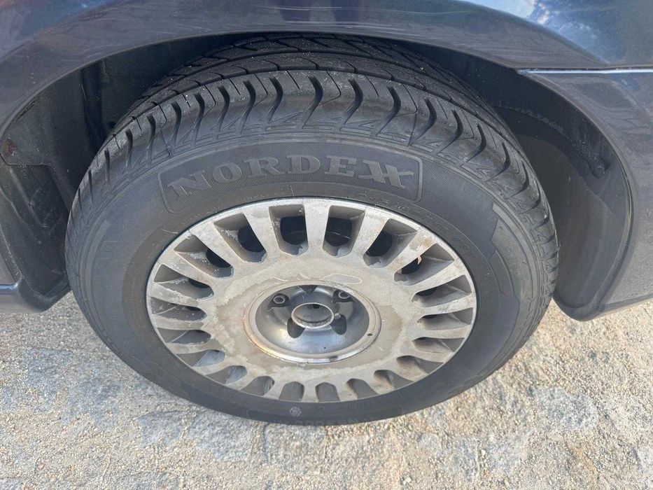 Vendo Carrinha 7 lugares