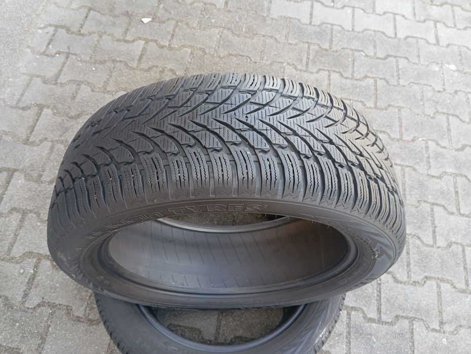 2szt zimówki nokian WR SUV-4,  235/50/19 99V