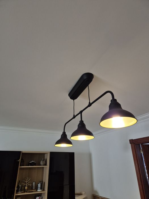 Candeeiro de teto 3 lâmpadas - IKEA , modelo AGUNNARYD