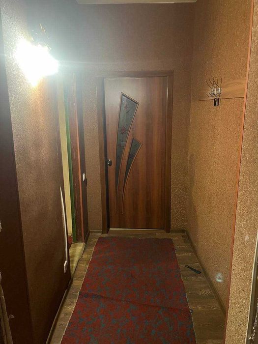 Терміново продам 3-х  кімнатну квартиру в с.Ватутіне