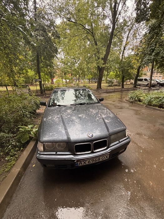 Продам BMW E36 318l