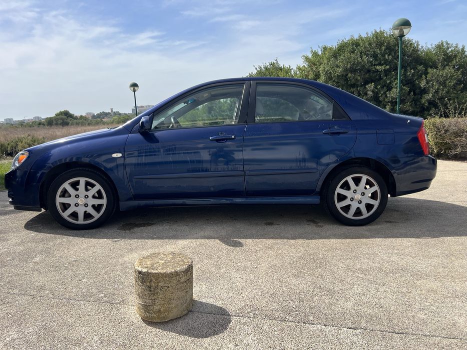 Kia cerato 1.6 crdi EX
