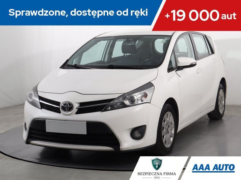 Toyota Verso 1.6 D-4D, Salon Polska, Serwis ASO, Klima, Tempomat
