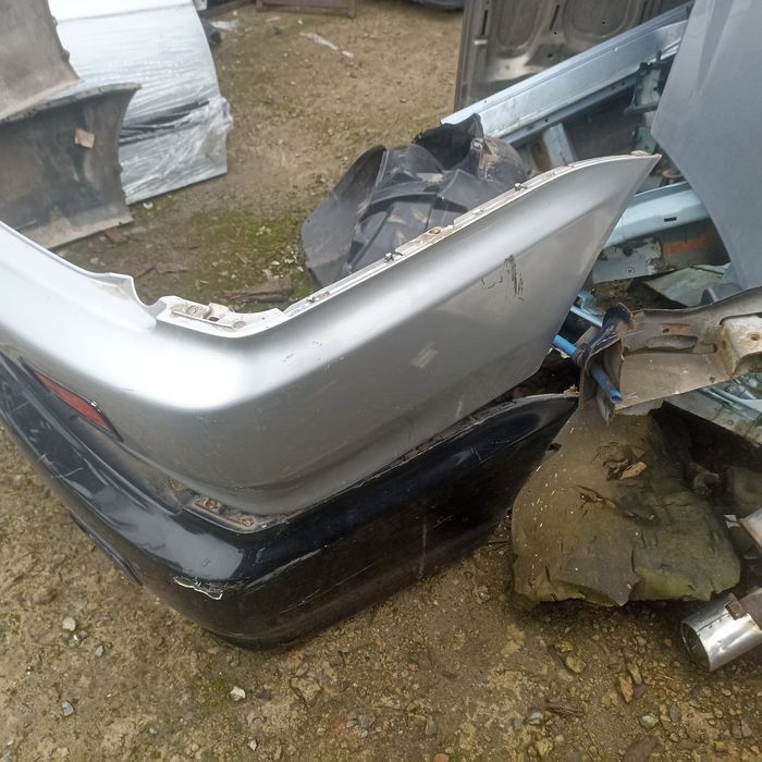 Мітсубісі ланцер 9  універсал задній  бампер