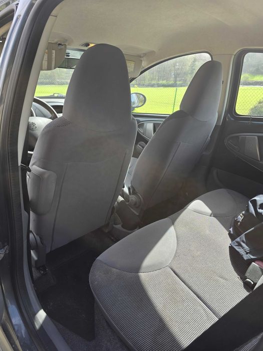 Peugeot 107 bom estado