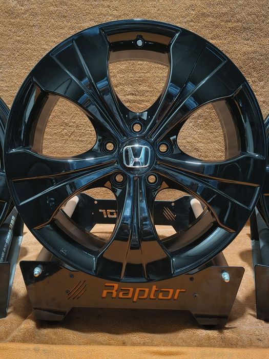 Felgi aluminiowe 18 ' 5x 114,3 Honda Oe -czarny połysk -