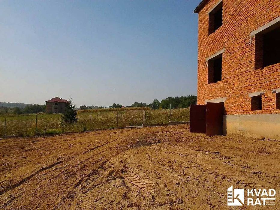 Продаж 2-поверхового будинку з гаражем та ділянкою ! 184 м2