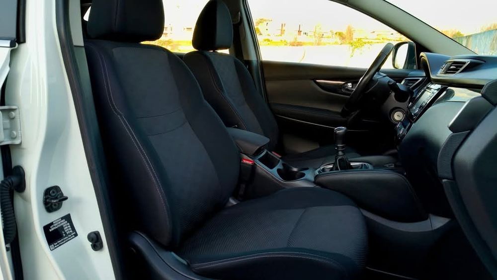 Nissan Qashqai, 1.5 DCI, 110 CV, full extras