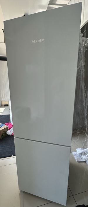 Combinado Miele KFN4395(igual a novo)