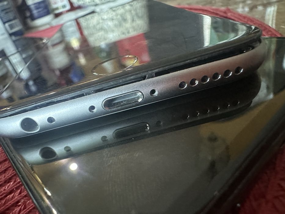 Smartfony iphone i samsung
