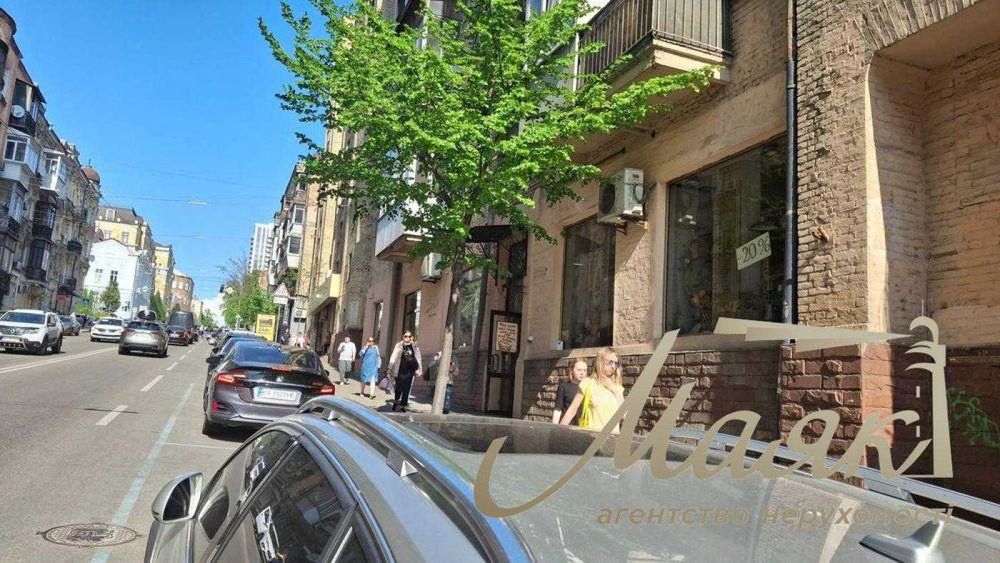 БЕЗ% Оренда фасадного комерційного приміщення  185 м² вул. Бульварно-Кудрявська, Шевченківський р-н