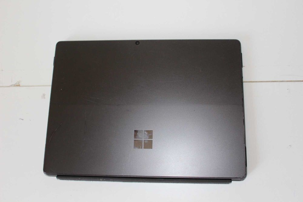 Microsoft Surface Pro 8 Intel i7-1185G7 13" 16/256