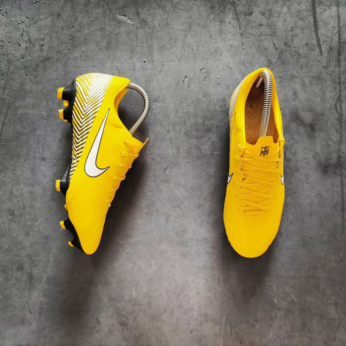 Korki Nike Mercurial Vapor XII Pro FG 40,5