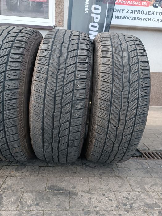Komplet kół Toyota RAV4 5x114.3 ET45 18"