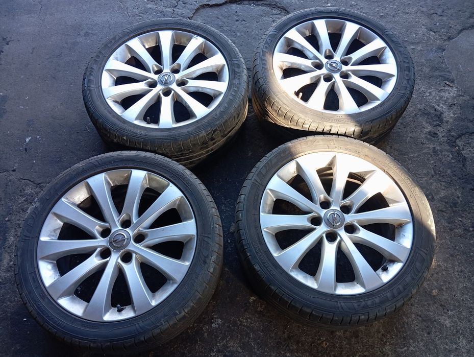 Felgi koła 7JX17 ET35 5x110 225/45/17 Opel Meriva B Astra itd.