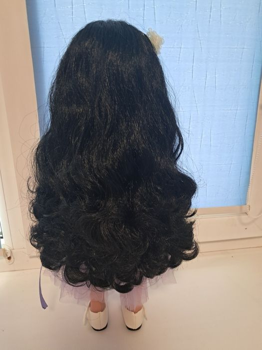 Продам куклу Llorens
