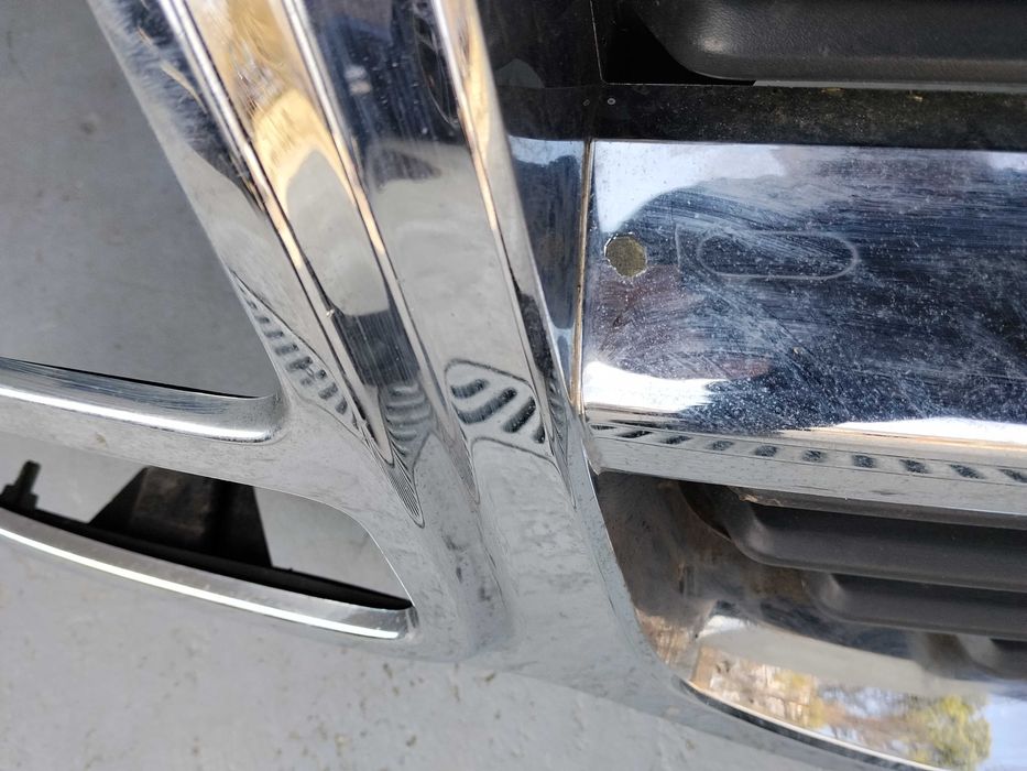 Dodge Nitro 2.8crd 2008r  gril atrapa chrom