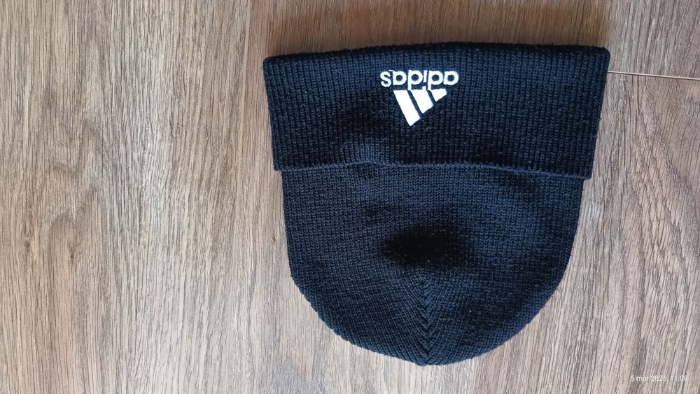 Czapka Adidas czarna