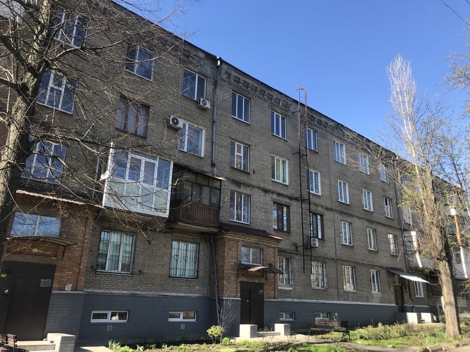 Продажа! 3-х комн.Сталинка 44-й кв-л вул. Г.Шептицького ( Глаголева 6)