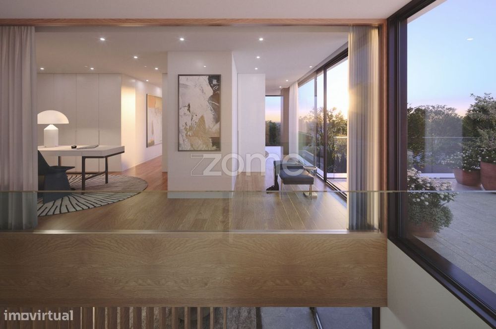Moradia T4 Exclusiva Piscina, Jardim e 3 Suítes|Design Contemporâne...