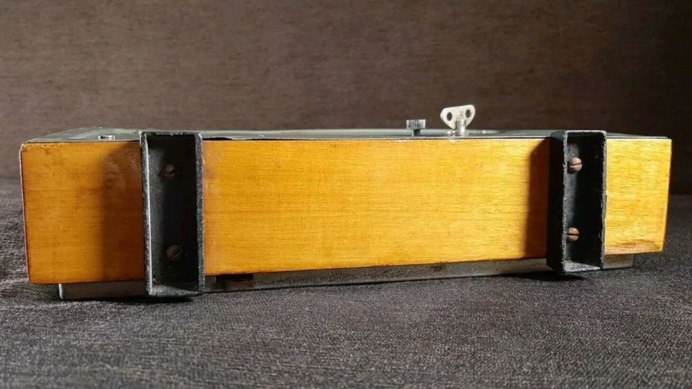 Настольные часы Маяк, барометр, термометр