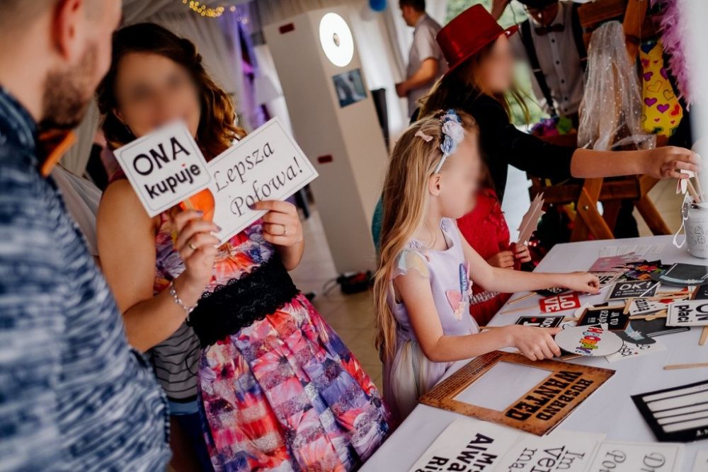 Pokrowce białe uniwersalne na wesela, komunie -Dmuchane zjeżdżalnie