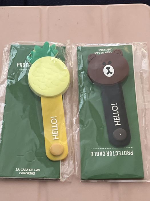 Vendo protetores para cabo telemovel de figuras