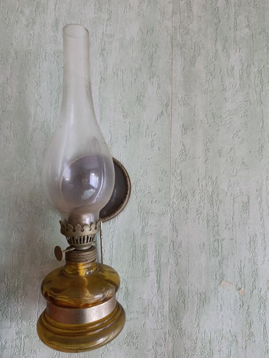 Lampa naftowa nigdy nie używana ,sprawna