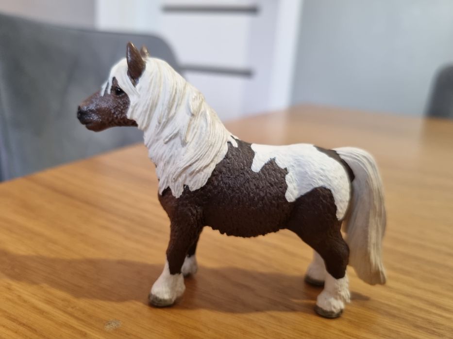 Kucyk schleich figurka