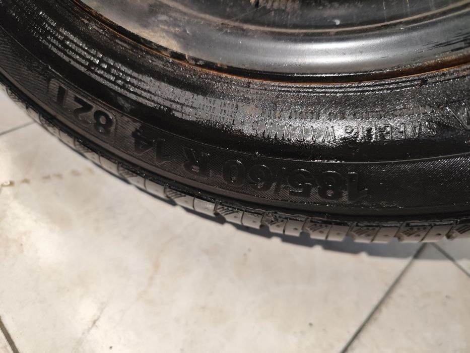 3 Rodas Suplentes Renault - VW - Fiat - Com Macaco e Ferramentas