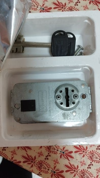 Fechadura Porta Segurança